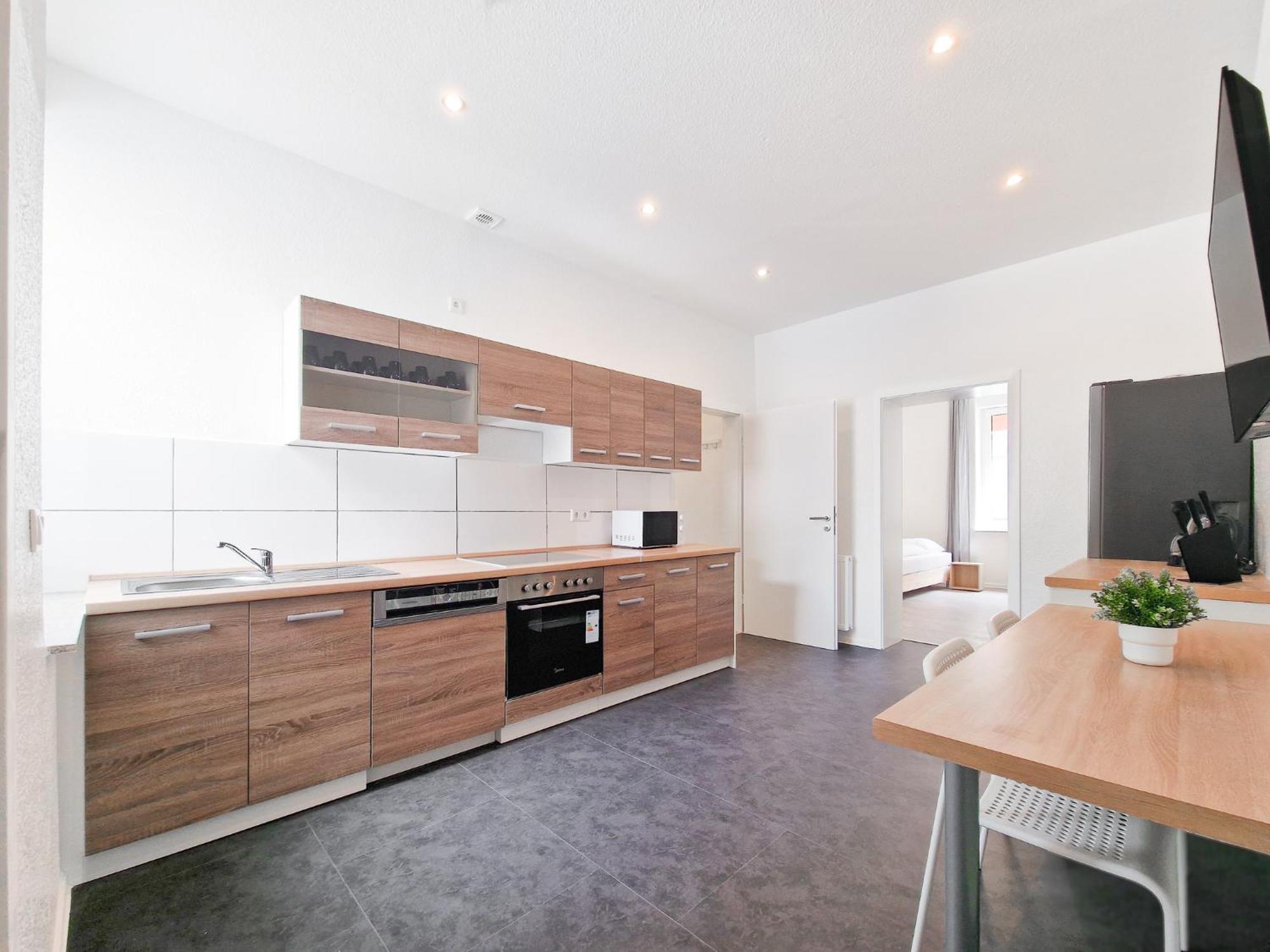 Raj Living - 3 And 4 Room Monteur Apartments ドゥイスブルグ エクステリア 写真