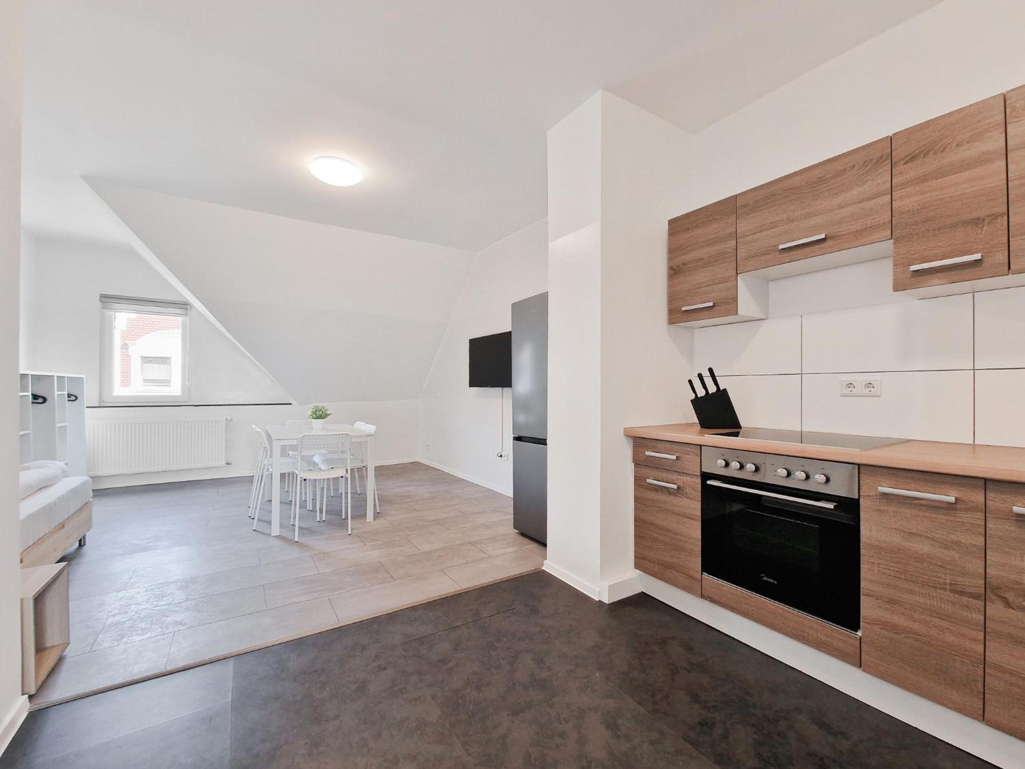 Raj Living - 3 And 4 Room Monteur Apartments ドゥイスブルグ エクステリア 写真